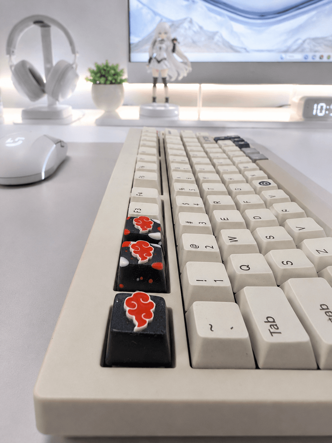 KeySync Crimson Cloud Galaxy - Anime Resin Artisan Keycap, Cherry MX 5